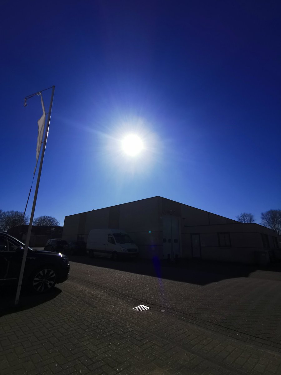 bas444's tweet image. Ff genieten van het zonnetje
#weluitdewind