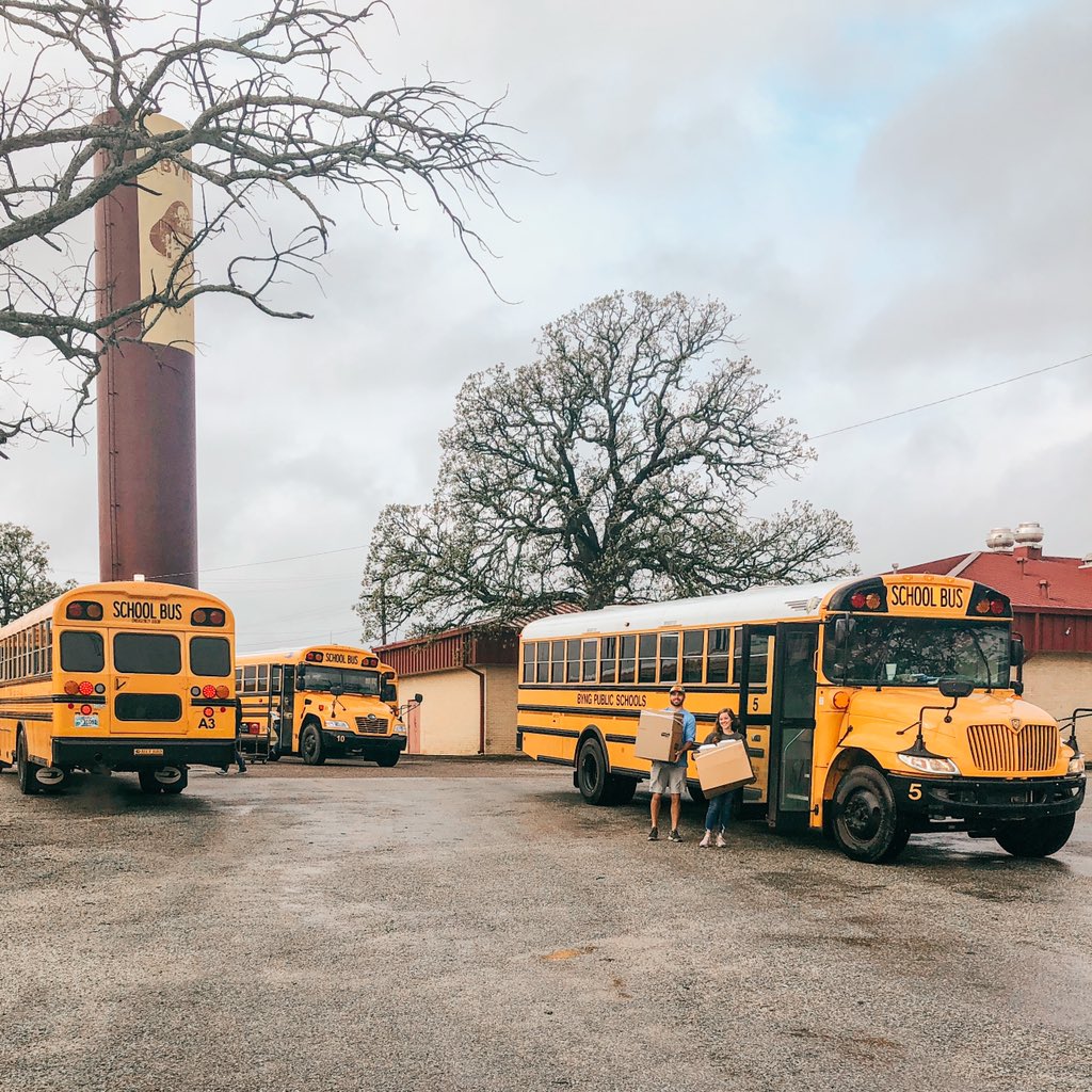 Our buses are heading out into the community to deliver meals today! We are so grateful for our staff who constantly supports our students. #byngpride