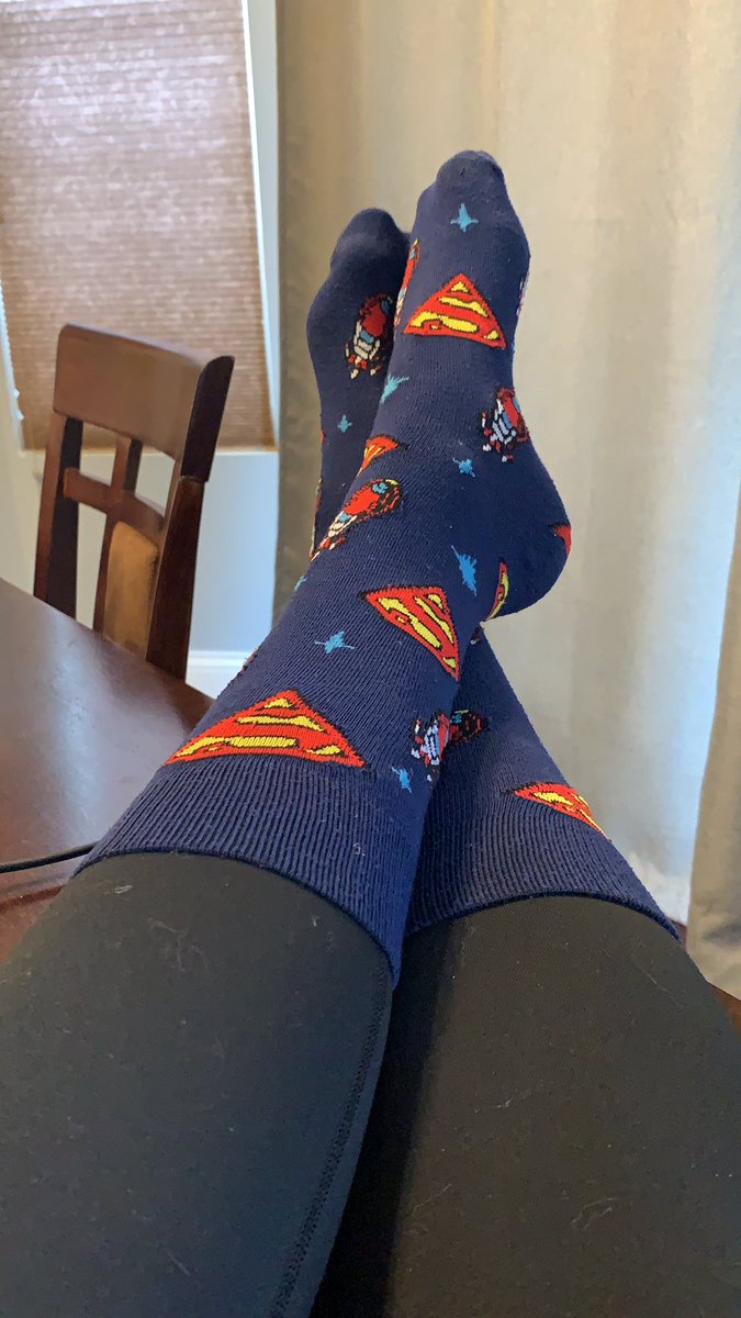 miss_grade's tweet photo. Shout out to all our superheroes! The ones with and without capes! #NPD117learns #oakridge #GoMustangs https://t.co/KyyOqrJep8