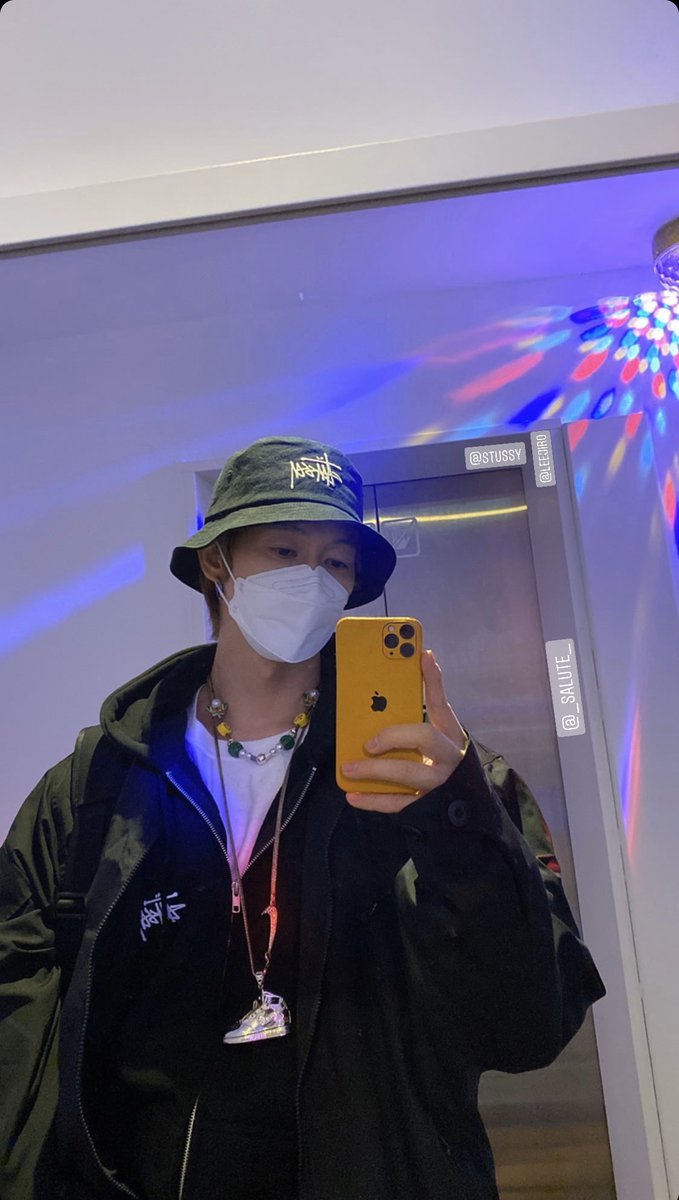 HyukNike's tweet photo. NIKEHYUK의 오늘도 남다른 NIKE 사랑 https://t.co/gxyUaqqqyZ