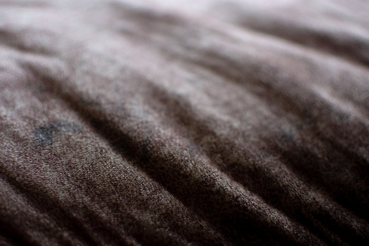 _SEPhotos_'s tweet photo. Staying inspired at home can be hard at times but sometimes it's as simple picking up the camera and to make yourself get creative. 🖤
.
.
.
#stayhomesaveslives #stayhome #lockdown #photography #homelife #creative #getinspired #art #abstract #texture #life #surrealism #Random https://t.co/tKj8n4GPNu