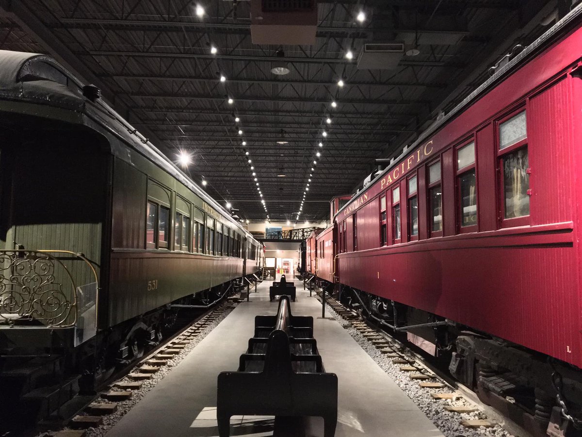 Exporail's tweet photo. Exporail te rend visite chez toi avec une nouvelle série de publications pour te divertir sur Instagram et Facebook : #Exporailalamaison #cavabienaller #restezchezvous #culturecheznous
#trains #rail #tramway #musée #famille #mccquebec #saintconstant #delson #rivesud #monteregie https://t.co/5sMzECipvP