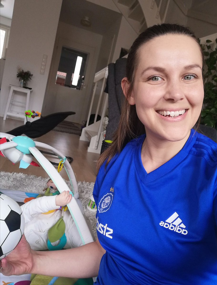 #seurasydän 💙 Kaikki tuki on nyt tärkeää, tsemppiä seuroille ympäri Suomen! 

#seurapaitapäiväkotona <a href="/HJK_ry/">HJK ry</a>