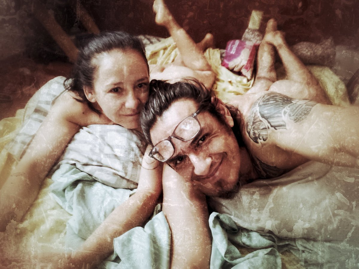 geekfeel_blog's tweet image. La mejor forma de hacer frente a las contigencias...¡desnudo!

No se asuste! Conozca que es el nudismo: tinyurl.com/th4d6m3

#GeekNudista #BuenosDias ☕☕☕