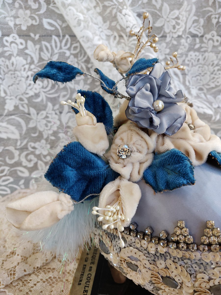 vintageshopcrtn's tweet photo. #shabbychic #easter #handmade #easteregg of #satin #easterdecor #easterdecorations #springdecor #springdecorations #shabbyeaster #tablecenterpiece #tabledecor #shabbychicdecor #shabbydecor #etsy #etsyshop #etsyseller #etsyfinds #handmadehour #etsymntt https://t.co/7iCybcUT3C https://t.co/zRfo7EZ8hx