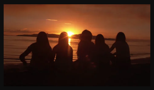rvstgrm's tweet photo. 200401 RedVelvetstagram #RedVelvet #레드벨벳 #RVFs
Coming soon.🌅
https://t.co/P9S9zqc8dB https://t.co/PY9qSnsk2A