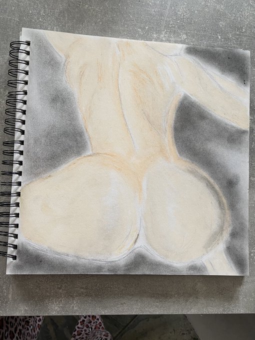 Feeling creative today 🔥 will post a pic when it&rsquo;s finished.. https://t.co/9KoK6xIZ9u<a href="/tag/nottingham"class="tags"><span>#nottingham</span></a>