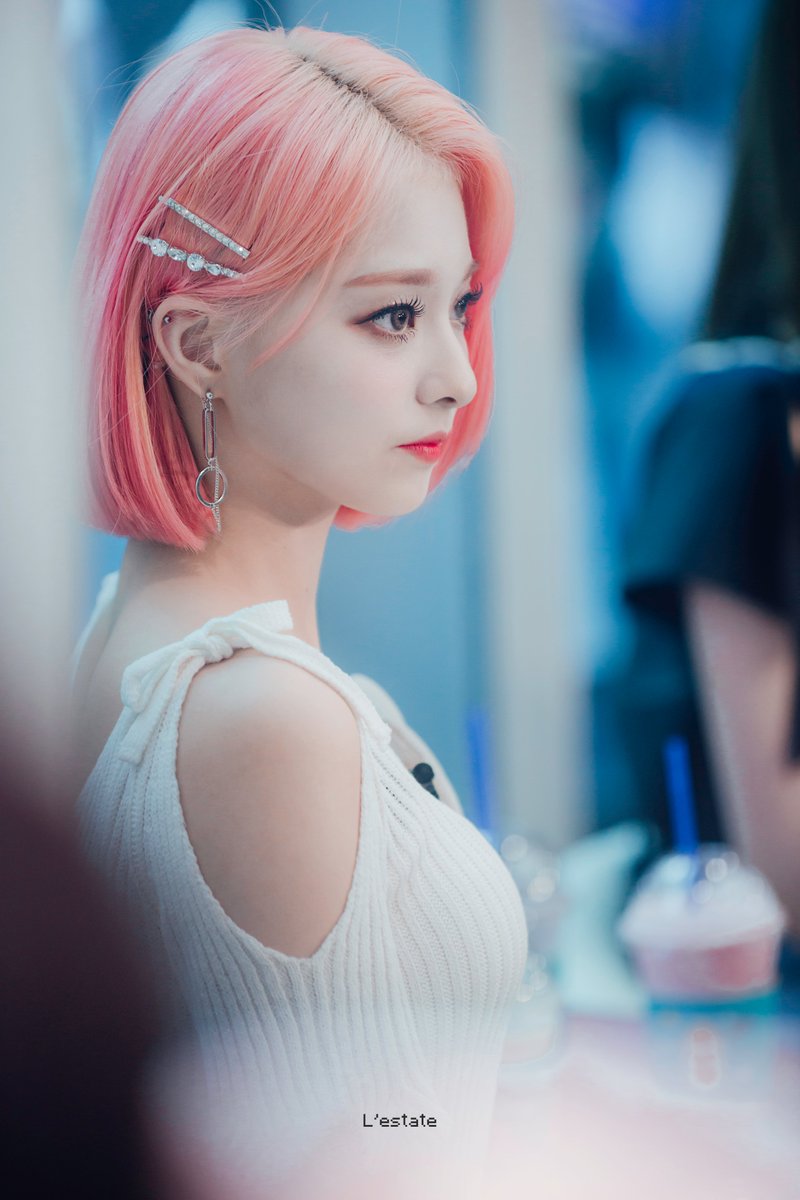 lestatess's tweet photo. #프로미스나인 #fromis_9 #이나경 #Nakyung https://t.co/2AjorVK4h7