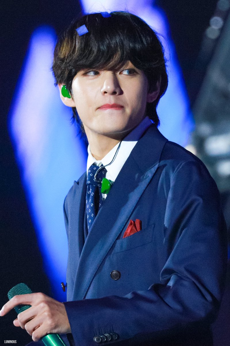 LUMINOUS_940210's tweet photo. 해피 만우절😜

#BTS #방탄소년단 #V #뷔 #태형 #김태형 #TAEHYUNG https://t.co/RXpJ4FqvL5