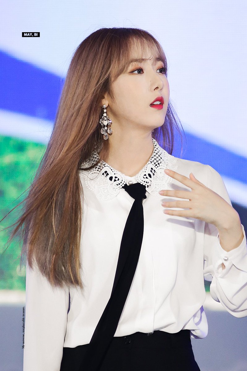 Maybi530's tweet photo. 아무튼 은비임 (? #황은비 #SINB #GFRIEND https://t.co/glJjoC2tWW