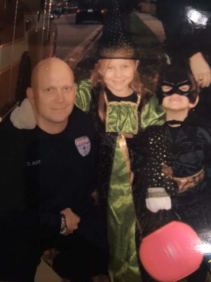 bammer08's tweet photo. Don’t have any superhero gear for today but here is a few pictures of me and my superhero, my dad. He has had to miss many big things in my life and my brother’s life because he works to save lives everyday and I’m so proud to call him my dad ❤️ #FLSDSpiritWeek @FairbanksLocal https://t.co/tSU0705e34