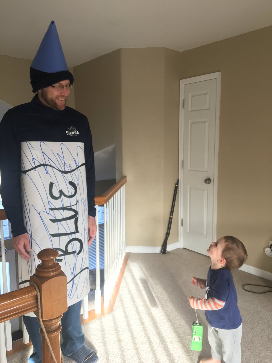 PineLanePLE's tweet photo. Let's see your school spirit Pine Lane Crew!  Happy Crayon Day! #PLEremotelearning https://t.co/KiqTgh4fvc