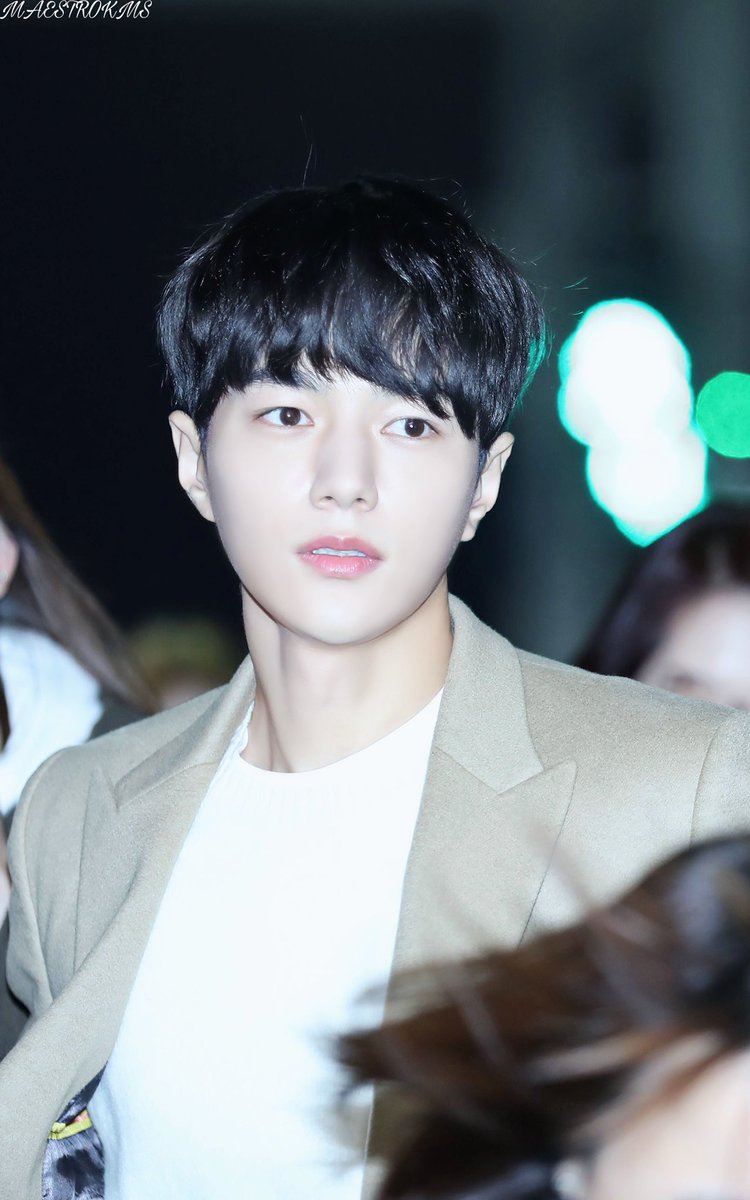 MAESTROLYM's tweet photo. 이쁨이 지나쳐도 죄가 되나요🌸🌸

#인피니트 #엘 #명수 #김명수
#만우절
#HAPPYAPRILFOOLSDAY https://t.co/9e3cQlP9L8