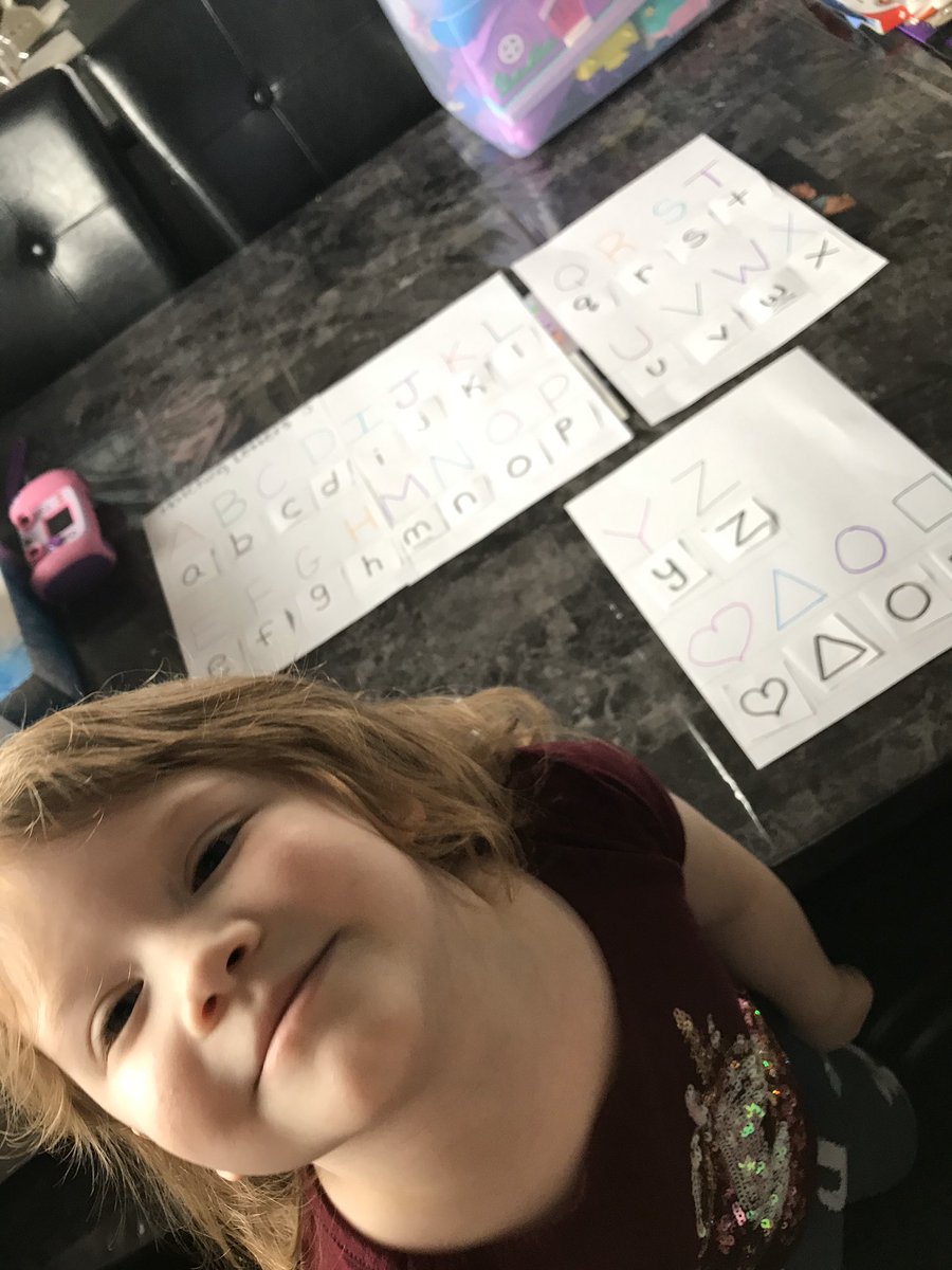 abbott_graham's tweet image. Beacon Hill School ECDP students are busy having fun and learning from home.  @BeaconhillFMPSD @FMPSD  #ABLearningAtHome #FMPSDLearningAtHome