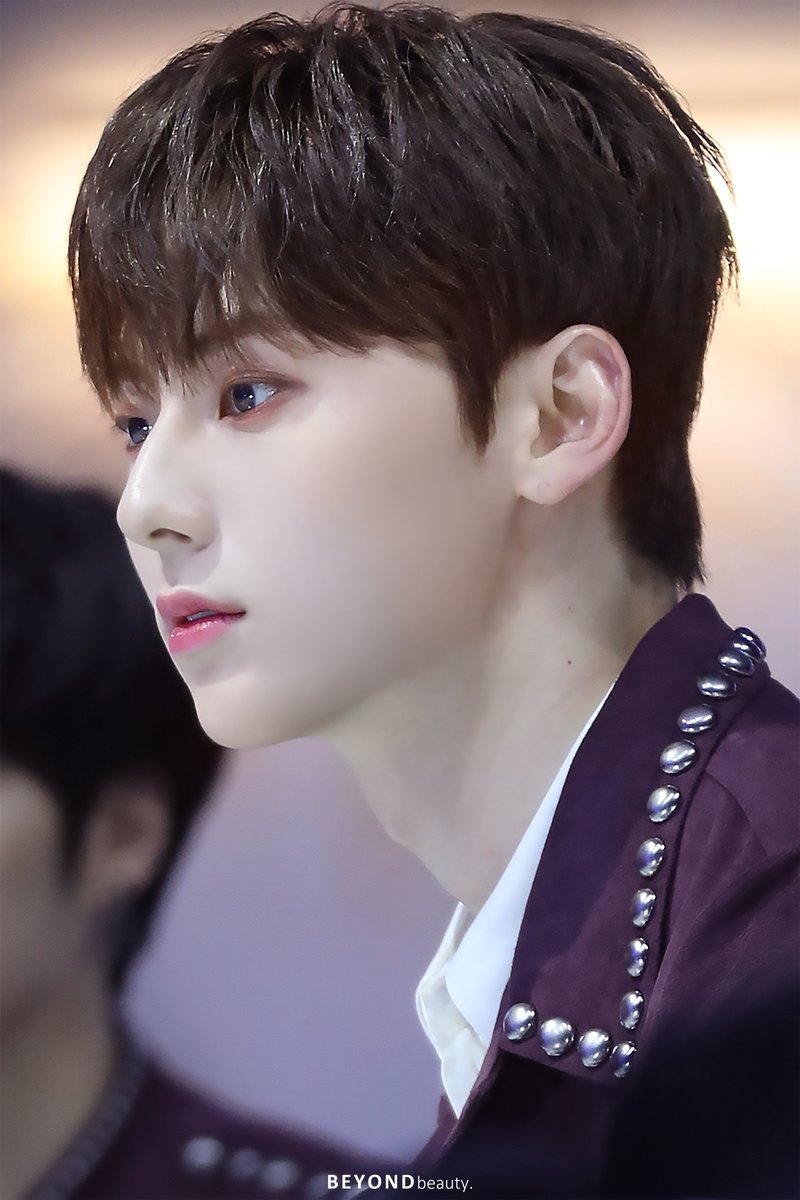BEYONDIT_0901's tweet photo. 💙💙💙
I hope our normal life will return soon.
#stay_safe 
#민현 #Minhyun 
https://t.co/W4r2HUUfmu
https://t.co/YllqZe4TgM https://t.co/VTmy6HRZVo