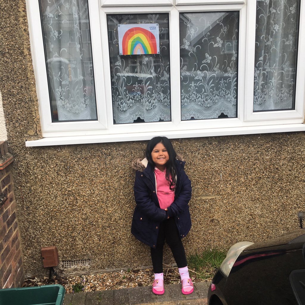 My 4yr old paying her respect to the community and to the brave key workers in the front lines and behind the scenes... especially those in the NHS! #rainbowsofhope🌈🌈🌈 #keyworkers #nhs #coronavirus #COVID19 #nhsworkers