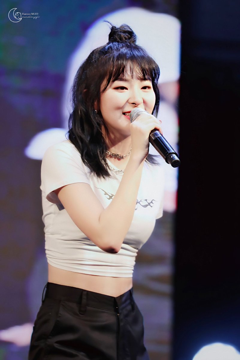 🐻🐻🐻🌞

#슬기 #seulgi #레드벨벳 #RedVelvet