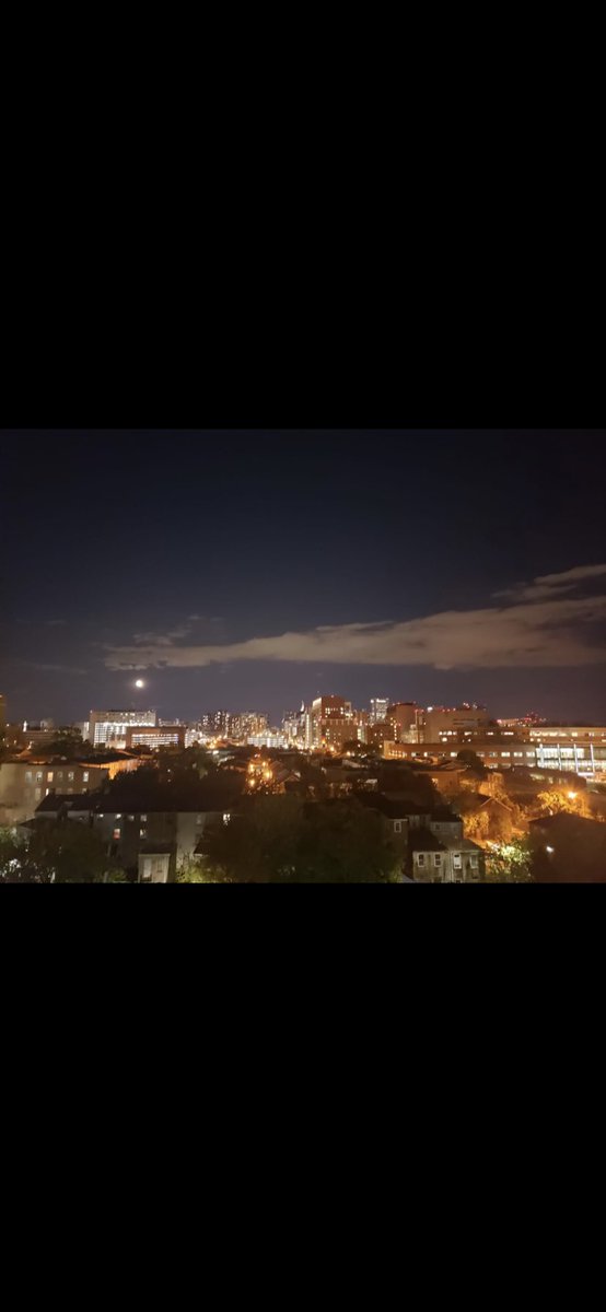centerwestbalt's tweet photo. Skyline views like this 😍
.
.
#yournewapartment #centerwest #nighttimeskyline #baltimoreskyline #gowest #livebaltimore https://t.co/j7CWtAkL5l