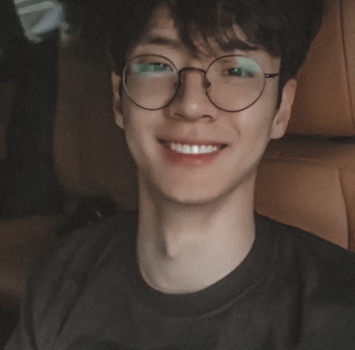 hstiger20's tweet photo. To our ace tiger 🐯💛🧡 happy happy birthday 🎉🎂 we're all grateful to have you, we wish you all the success &amp; happiness in life😊take care always❤
we love you💛💛 
@Suinn92_fan #MoonSuinn #HandsomeTigers #Happy_Suinn_Day #봄처럼_따뜻한_수인아_와줘서_고마워 https://t.co/oRDJYtoTJU