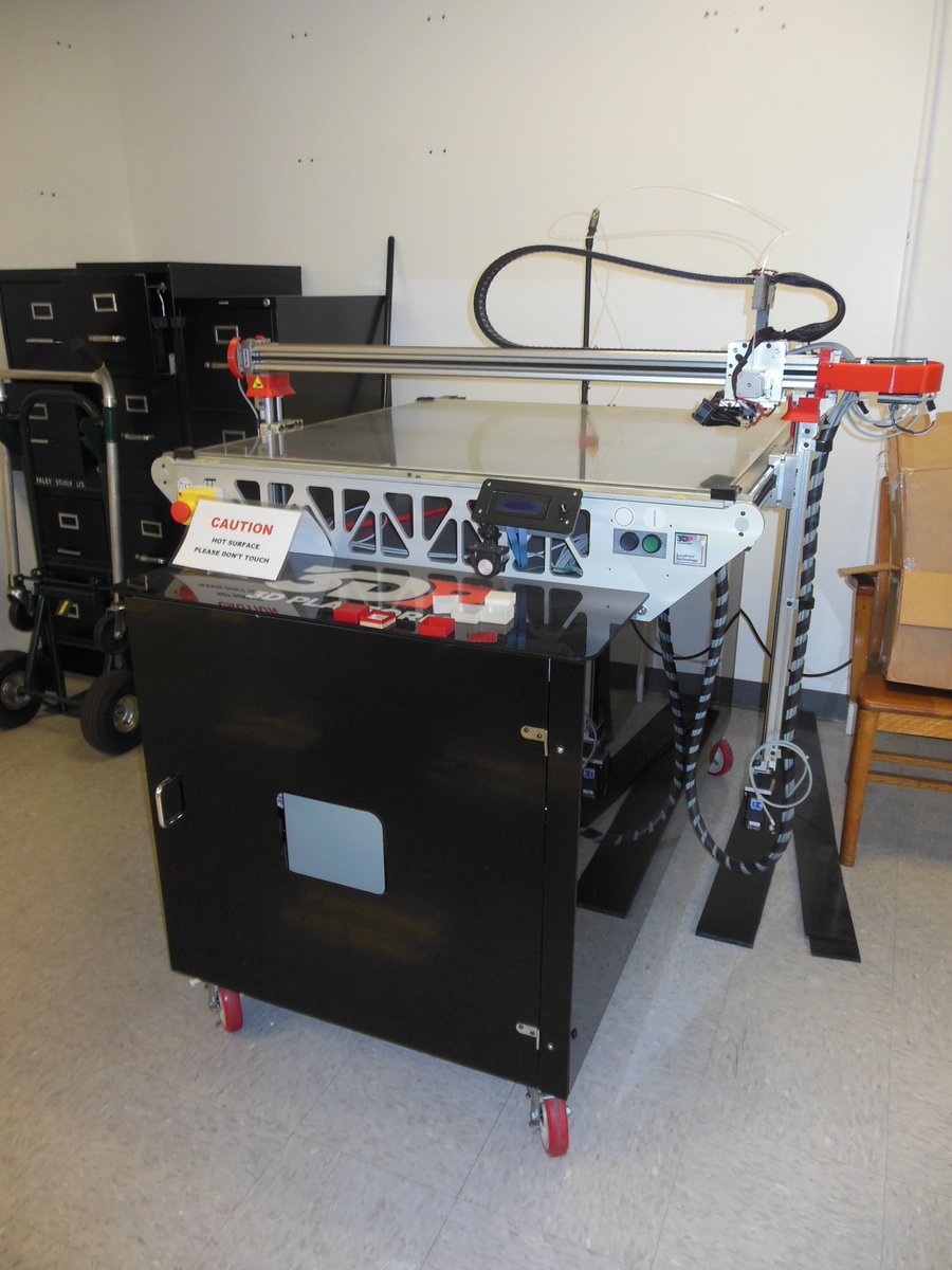 steevesco1's tweet photo. For Immediate Sale: 
2015 3DP 1000 3D Large Format Printer - $15,000 or Best Offer (see website for complete specs) https://t.co/OEUXZYczuc