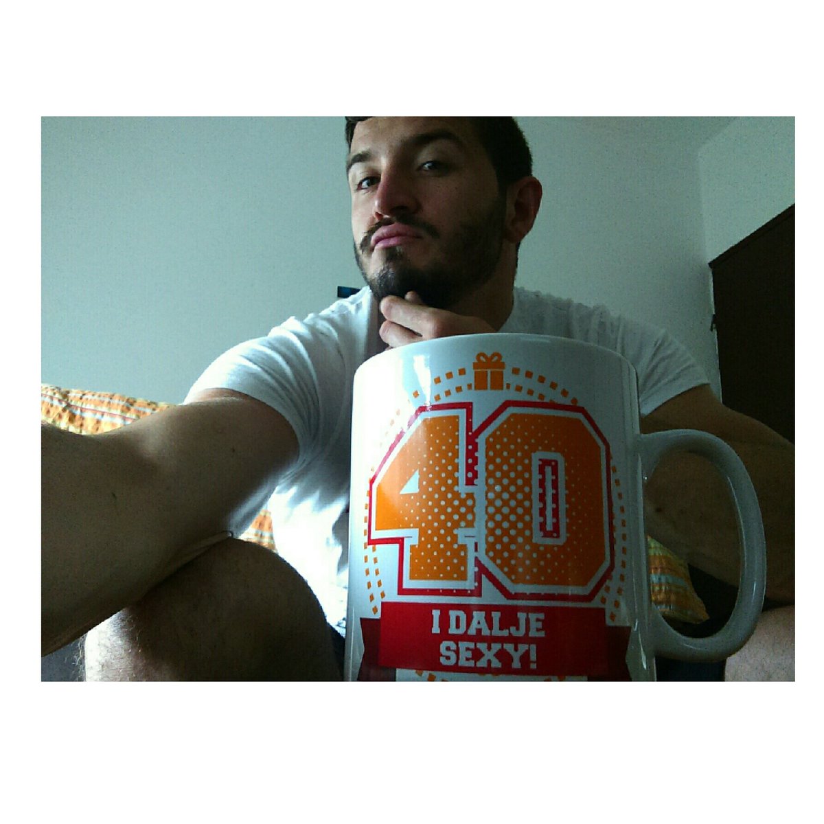 leftback93's tweet image. Kakav ću tek biti sa 80!!