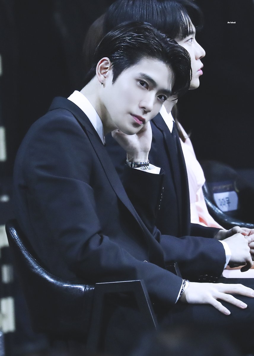 9oclock1213's tweet photo. 정재현 이사님,,🤍
#재현 #JAEHYUN #NCT127 #NCT #ジェヒョン 

💛dOra maar - OnlyOneOf (온리원오브) - 들어보세요.💛

https://t.co/wn0DiT73PJ https://t.co/7HU72LRWCg