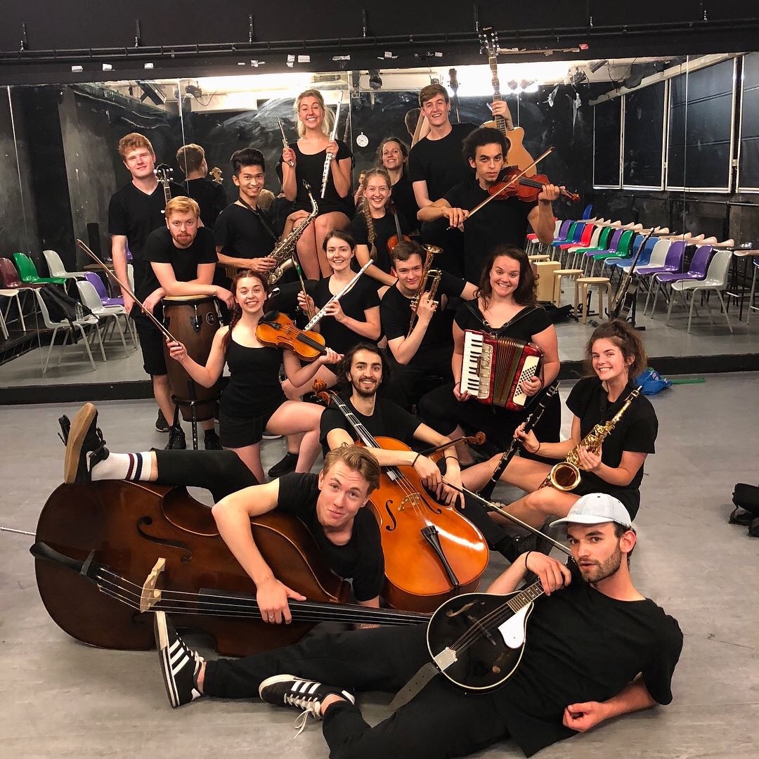 abi_rog's tweet photo. Happy Showcase Day😢💕💐 would have been our last time performing together as a class after 3 years of training and 3 amazing 3rd year shows❤️ So much love for my beautiful class, we’ve come a long way xxxxx https://t.co/YHW27MUGRK