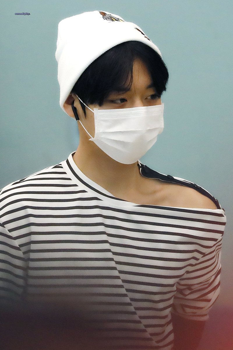 srdpt_eric's tweet photo. #박지훈 #PARKJIHOON #만우절 https://t.co/AF4KDvBrPv