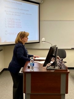 RuscheBusiness's tweet photo. We are thankful for Zoom technology! In these photos, Assistant Professor Pamela Rogers teaches her Purchasing and Materials Management class to students spread out in many locations. #RuscheMovesForward #ZoomingOurWay https://t.co/1NO1BChJoU