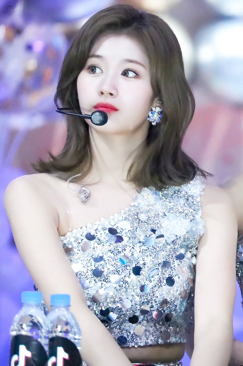 _Fivedays's tweet photo. ✨No Sana No Life✨
#사나 #サナ #SANA
#とにかく可愛い湊崎
#TWICE #트와이스 
@JYPETWICE https://t.co/GxAIAURoF6
