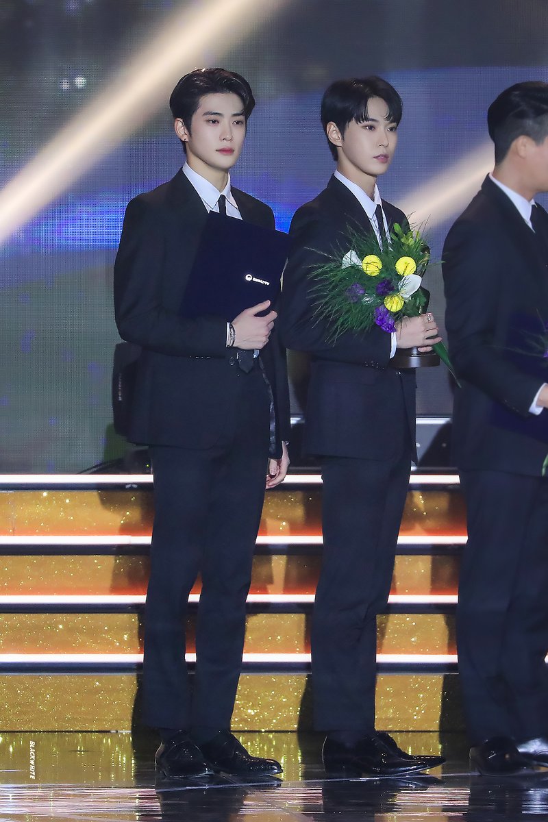 BLACKWHITE tweet media