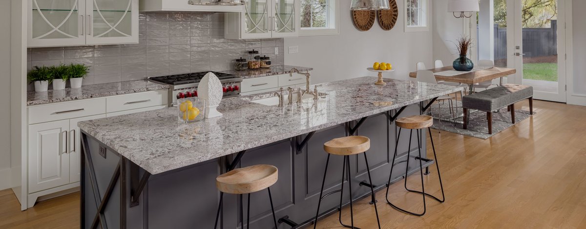 'Cabinet refacing is an affordable and practical solution to breathe new life into your kitchen without having to undergo the hassle of extreme remodelling or construction'
ow.ly/VSEw50yxWhf
@RenovationFind #CabinetRefinishing #InteriorUpgrades #HomeUpdates #KitchenUpgrades