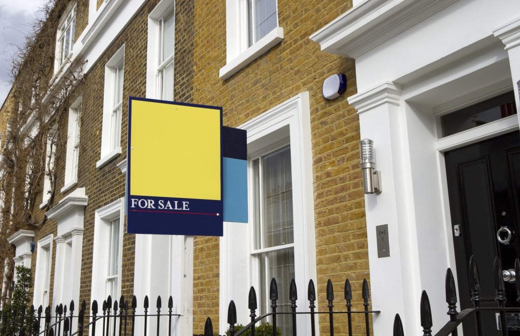 HomesInvisible's tweet photo. Why Estate Agents should view a Home as more than just an Asset https://t.co/sZzJuIoxL9 https://t.co/t1k1jHM6Q1