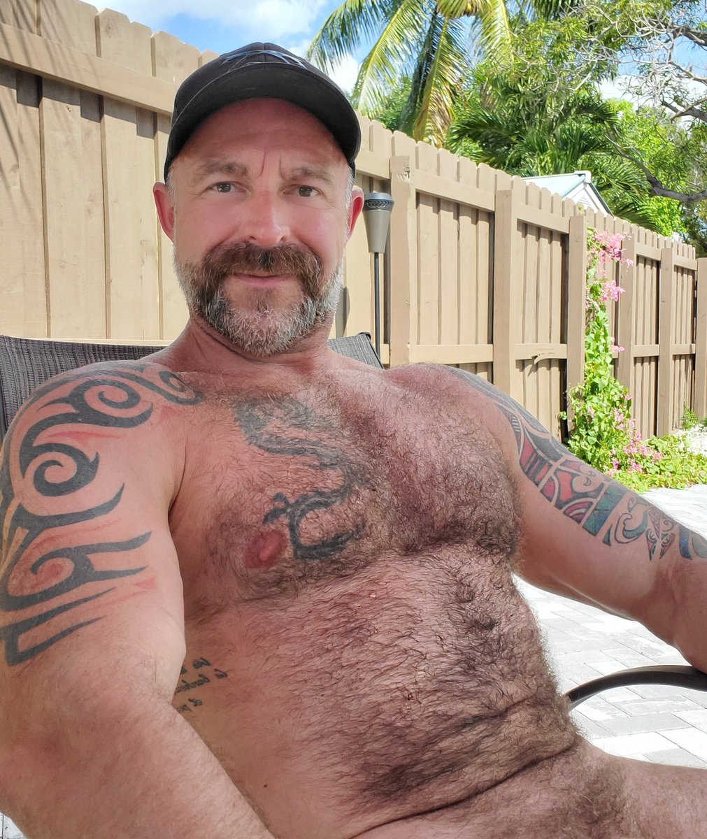 Musclebear Montréal tweet media