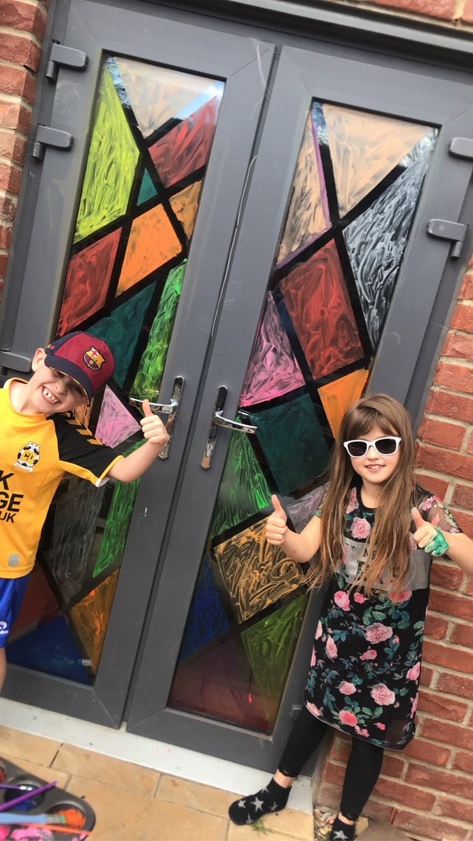 mampa1984's tweet photo. And today’s Art work By Elsie and Tommie @Galfrid_Edu @3Galfrid @2Galfrid  #Stainglasswindows #Thankyoukeyworkers https://t.co/UmvzOFfJGA