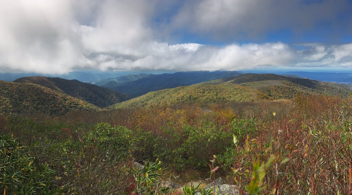 MarkingTheMiles's tweet photo. @GreatSmokyNPS #virtualsmokies Rocky Top! https://t.co/p36G5wMzNC
