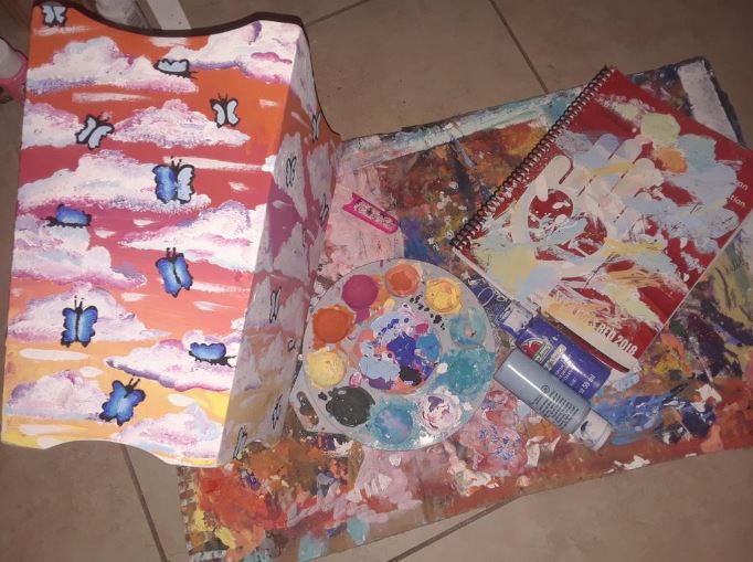 Our first example of how to #SpreadPositivityNotSickness comes from Webb's LIA President Jari. She showcased one of her hobbies and shared, "The school work has been going well, and I get extra time to do other things like...PAINT (specifically my trash can)!🎨😊<a href="/latinosinacti0n/">Latinos In Action</a>