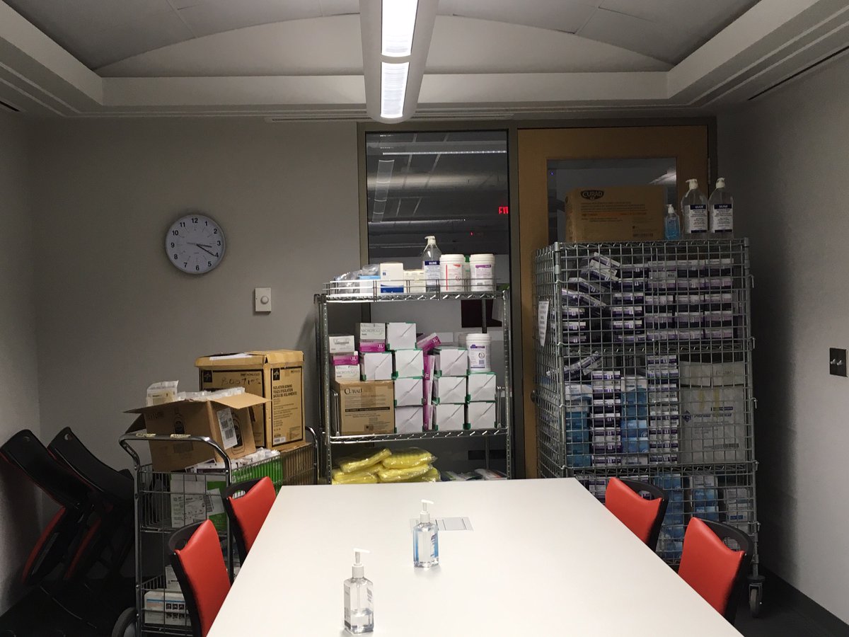 A large amount of PPE were collected from <a href="/CSBLMcMaster/">CSBL</a>, <a href="/macnursing/">McMaster School of Nursing</a> and the Education Program in Anatomy for our front line healthcare use in the battle of COVID-19!