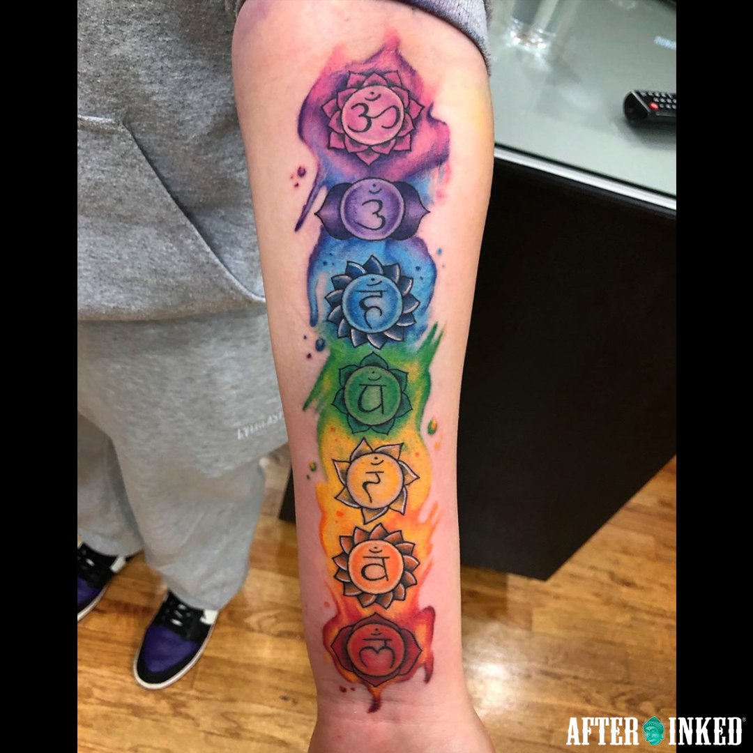 AfterInked's tweet photo. #crayonday #afterinked #proudusers #formulatedforperfection #afterinkedeveryday #tattooaftercare #inkseal #npj #vegan #rainbow #candyisdandy #nationalcrayonday #colorful #color #art #crayola #illustration #drawing #pencil #mikey_maldo #billysmithtattoos #wilsontattoo74 https://t.co/wGHIKgYLtl