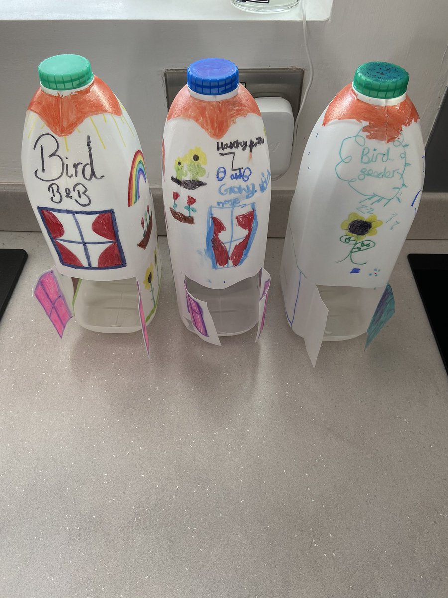 Ben Smith (@bensmith79) on Twitter photo <a href="/CCHPri/">Christ Church Hanham CE Primary</a> the girls are enjoying making some bird feeders for the garden <a href="/CCHPri/">Christ Church Hanham CE Primary</a> the girls are enjoying making some bird feeders for the garden