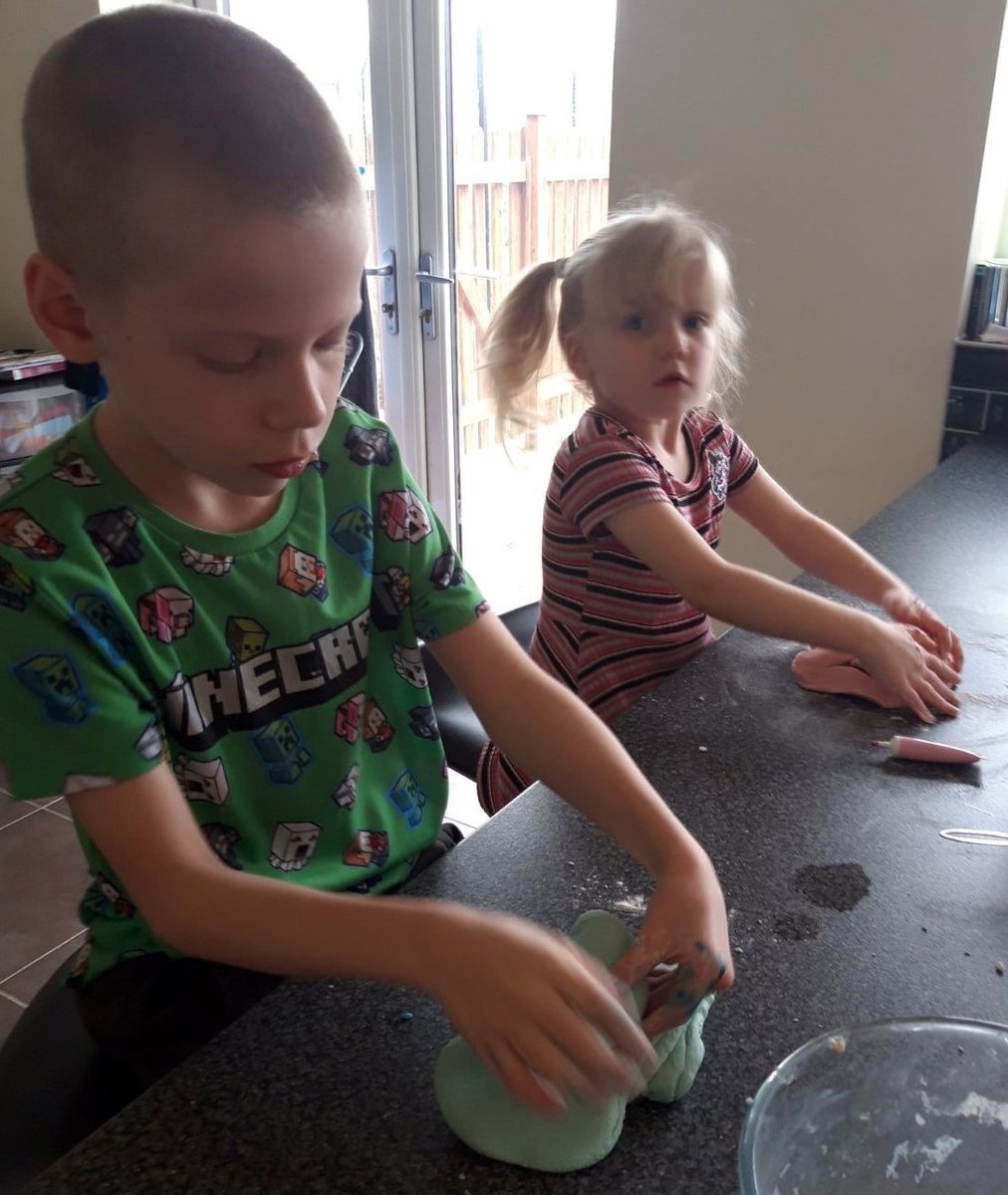 bishoptonprim's tweet photo. Great creative activities by Class 4 at home - play dough, cooking, drawing and painting. #bishoptonyear4 #bishoptonhomelearning #learningoutoftheclassroom https://t.co/Ehfn3JheHh