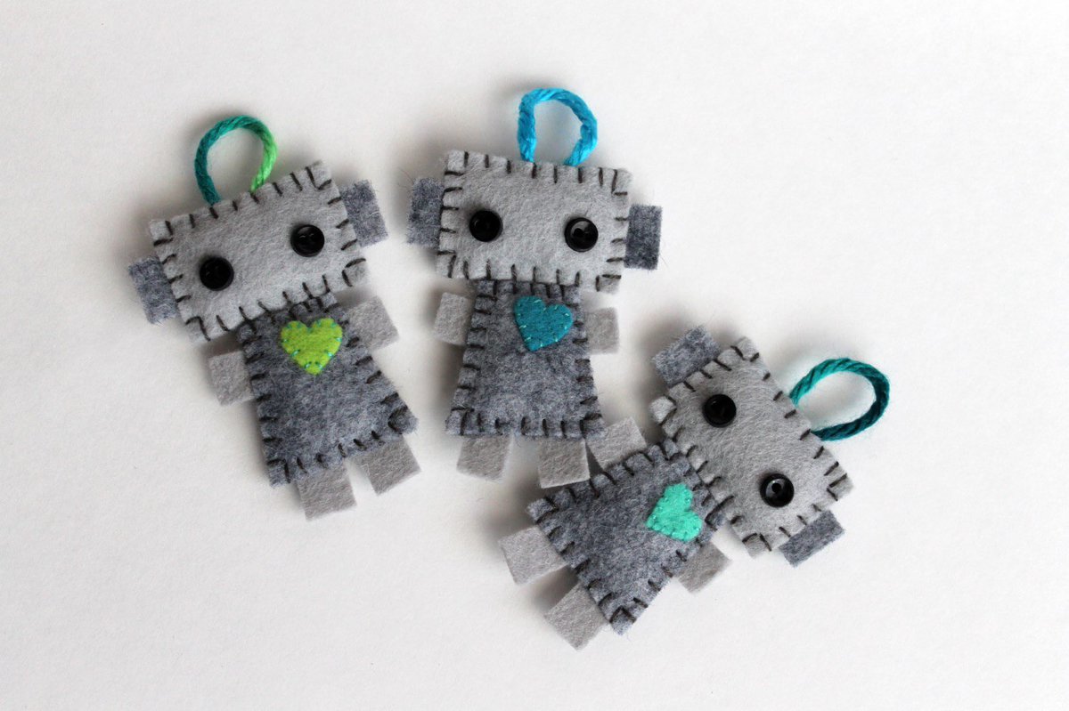 craftlakecity's tweet photo. How sweet are these little felt robots? You can make your own with a #clcDIYkit! In this kit, local creative GinnyPenny included all instructions &amp; materials to make three adorable felt robots. Grab one of our remaining kits at https://t.co/fAHTuYyUpF, free shipping included! https://t.co/vXMQTLjW9S