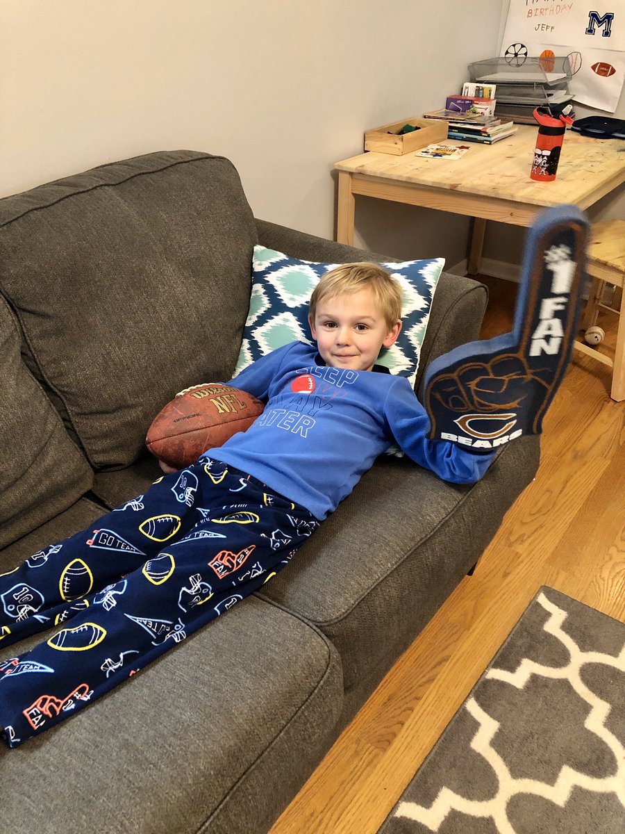 Kara Raymond Halvorsen tweet media