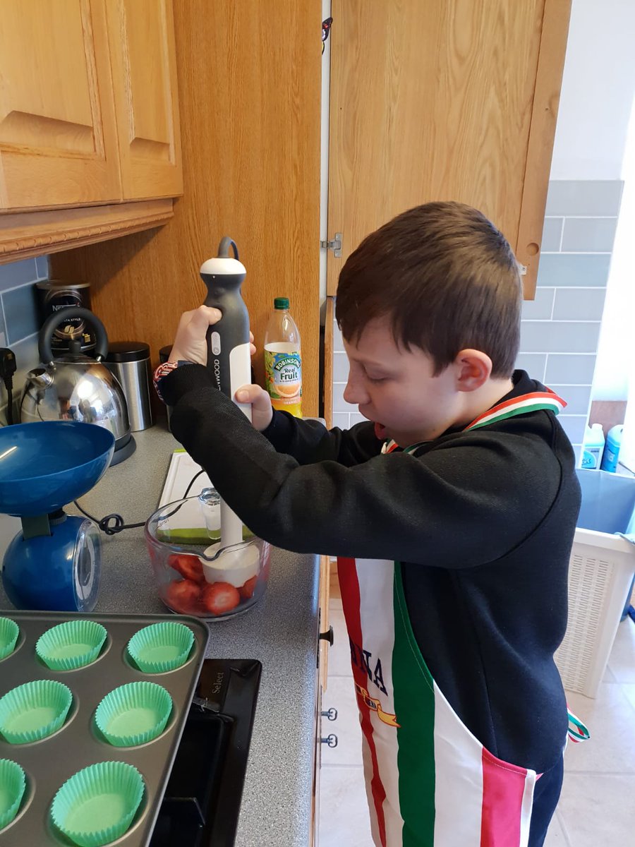 stuartbailey276's tweet photo. @GBSMrCourtney @WeatherbyMiss  @GoresbrookSc lots of maths going on in the kitchen as Luke finally got to make the strawberry cupcakes he won in the little chef reading competition. #cookerymaths #yummy https://t.co/vR1ksYiuge