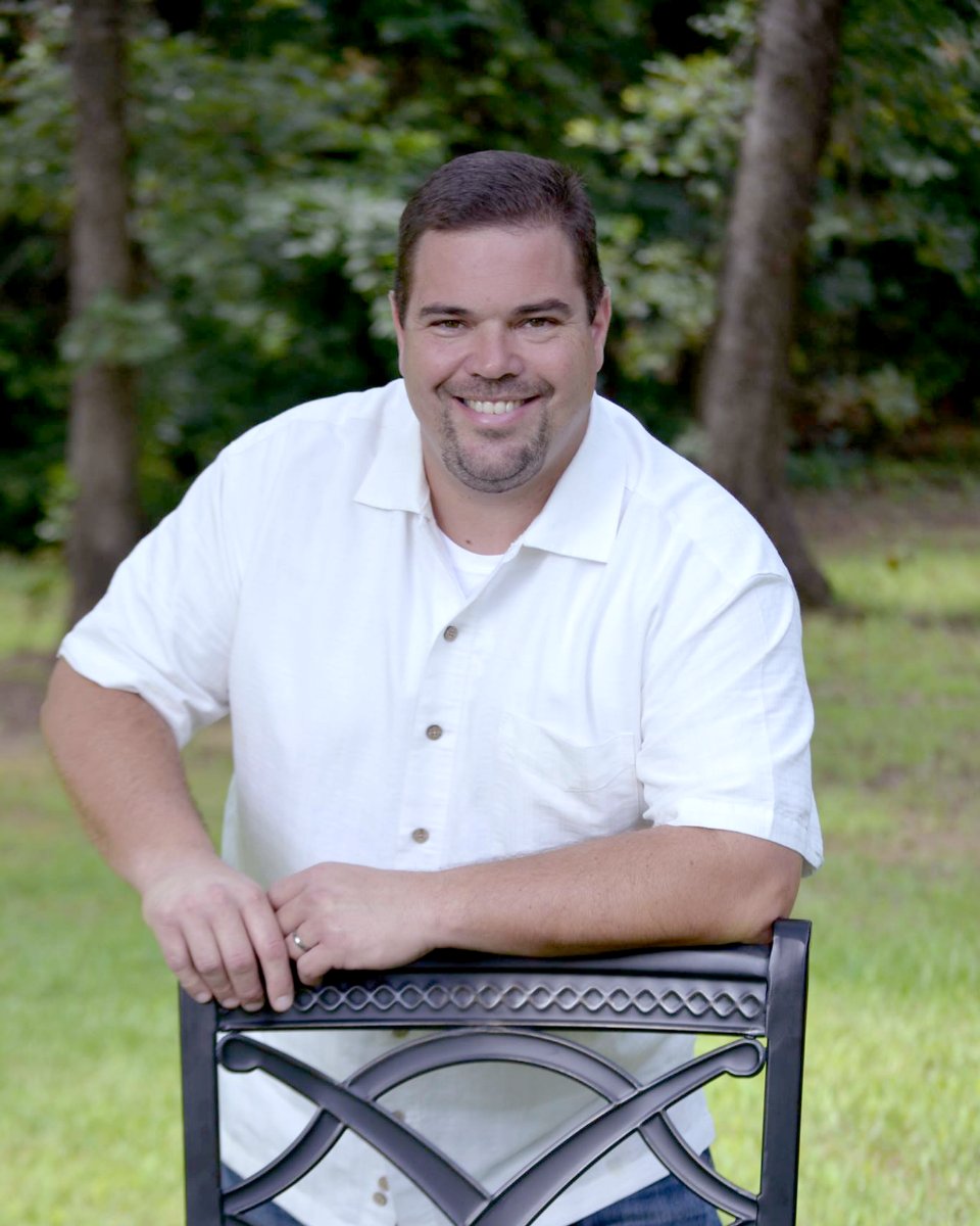 As locals, we have an in-depth knowledge of the area to lead you down the path to your perfect home.