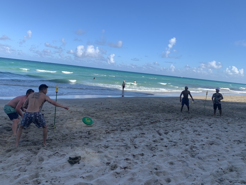 ArasGlobal's tweet photo. We're throwing it back to when our team attended the Top Rep Retreat in Miami! 🌞 We could not be more proud of these guys. 👏 https://t.co/GzN9Z3CFAJ