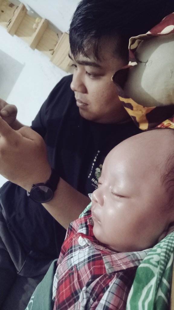 FALestari's tweet photo. Duo bedegul 😂 https://t.co/NDL1nGMmsy
