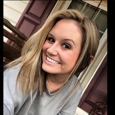 katlynnn_rich's tweet photo. #NewProfilePic https://t.co/nYXfzJ2kRk