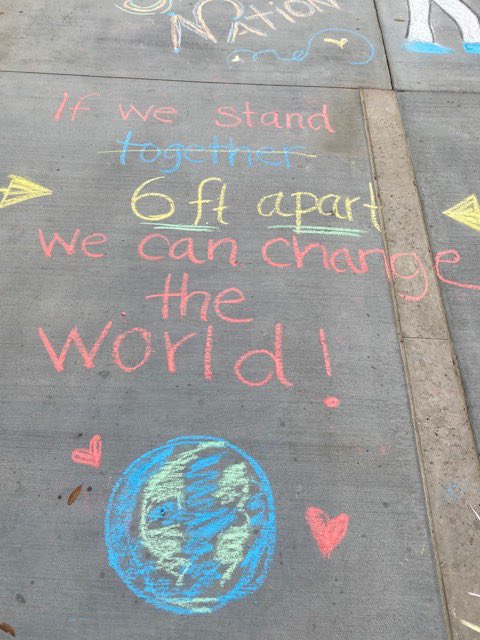BrianHoh1's tweet photo. Our clinic staff wrote these sidewalk messages outside our Adam Michael Rosen Neuromedicine Clinic. I am so inspired by the heart &amp; grit of the members of our Dept @UFNeurosurgery in the face of #COVID-19 https://t.co/LTW5q2GIzG