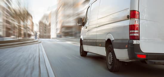 CetmTransporte's tweet photo. 🔴 ATENCIÓN: La Dirección General de Transporte Terrestre confirma que NO hay restricciones al #transporte porque se considera una actividad esencial y, por tanto, no hay prohibición alguna que lo impida. 

➡️ https://t.co/3NjiR6Ju71

#transportedemercancías #CETM #transportistas https://t.co/yb7osvyRZU